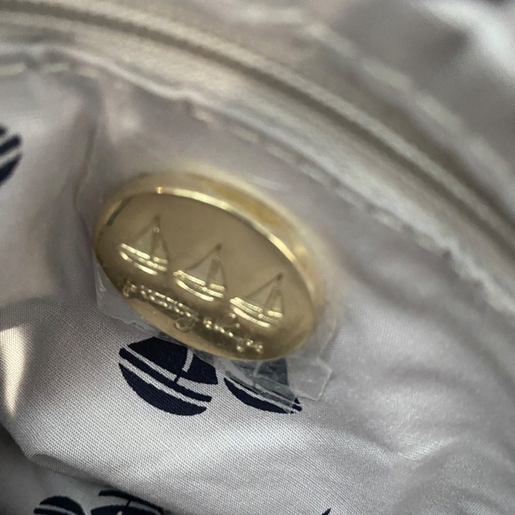 Pretty Ships Wristlet Never Used 5"x 7 1/2" - Picture 9 of 10